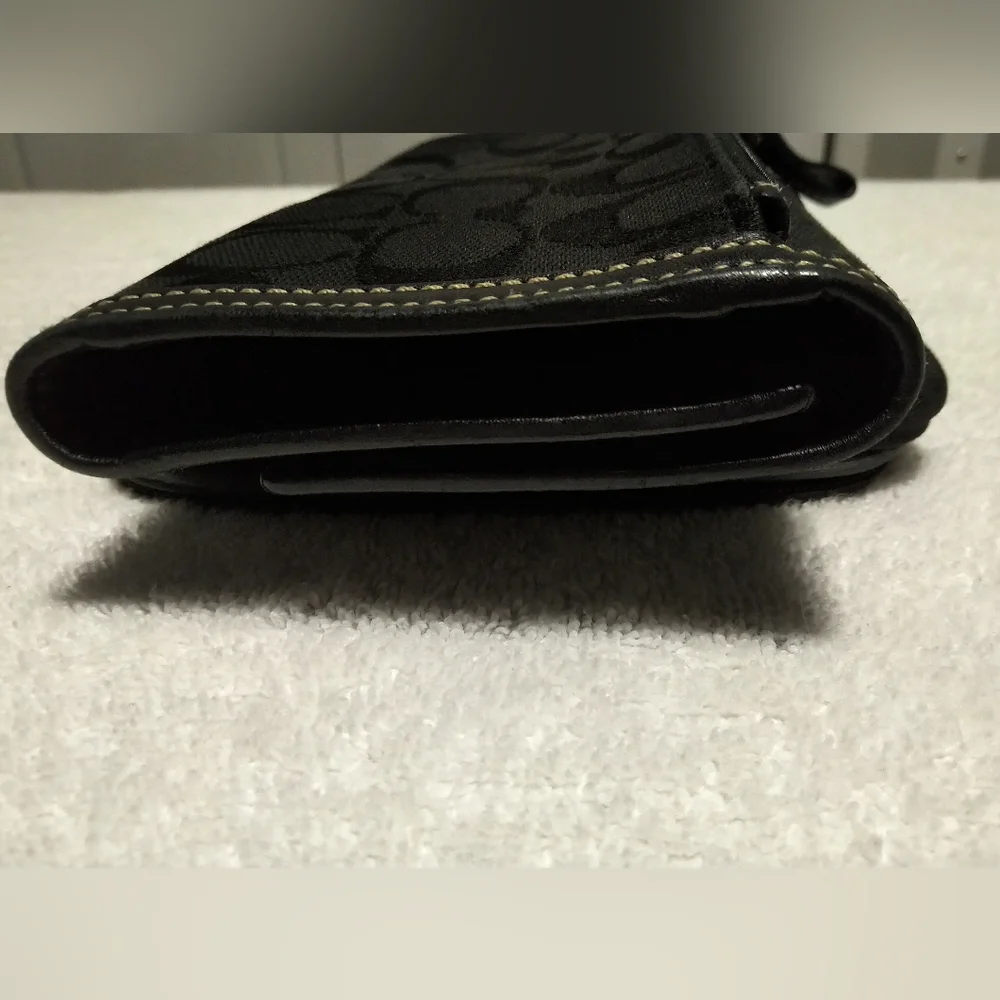 Coach elegant black